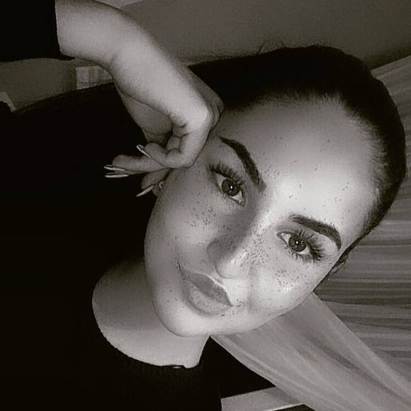 Meet your Posher, Marwa - Picture 1 of 1